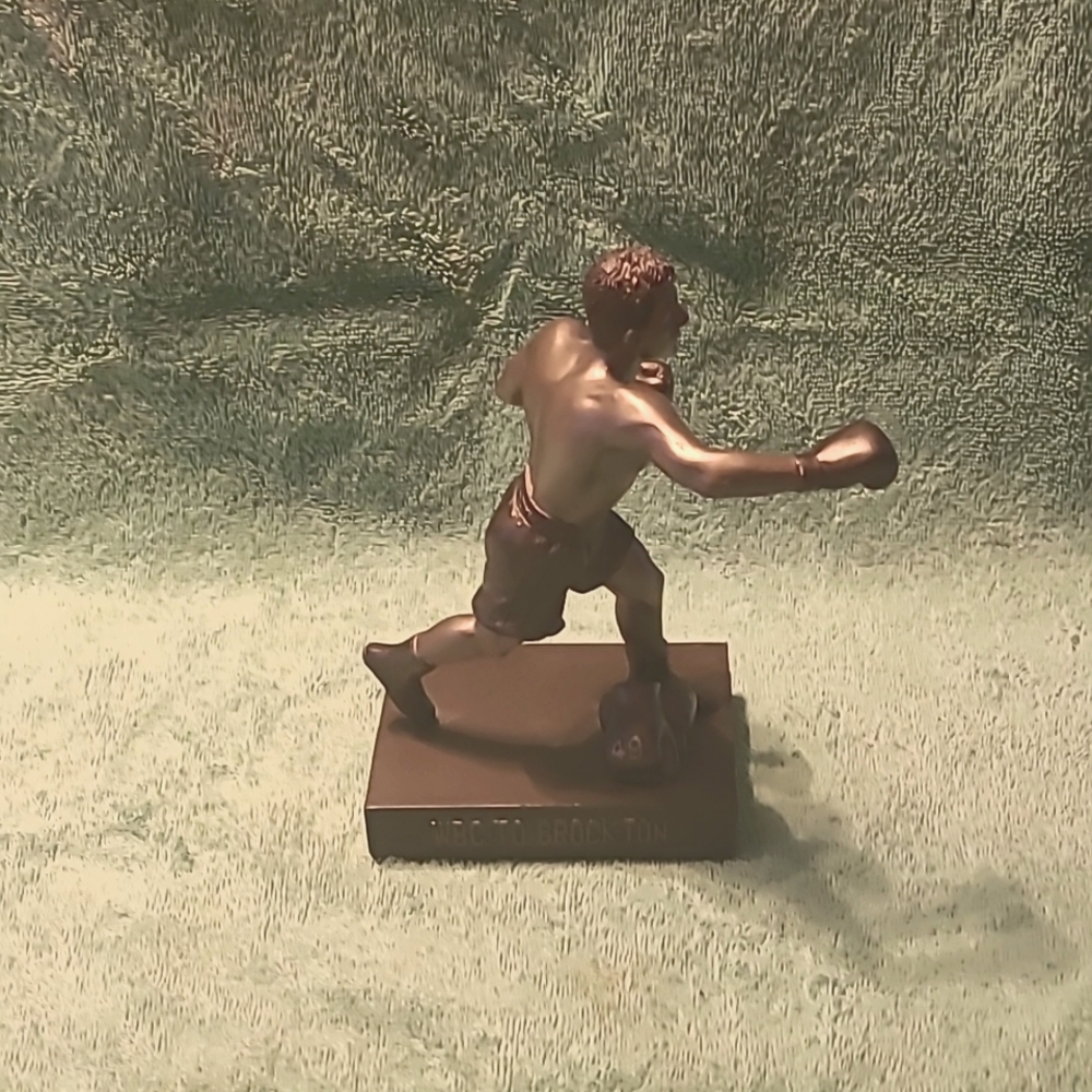 Stuff - Picture 2 of 4